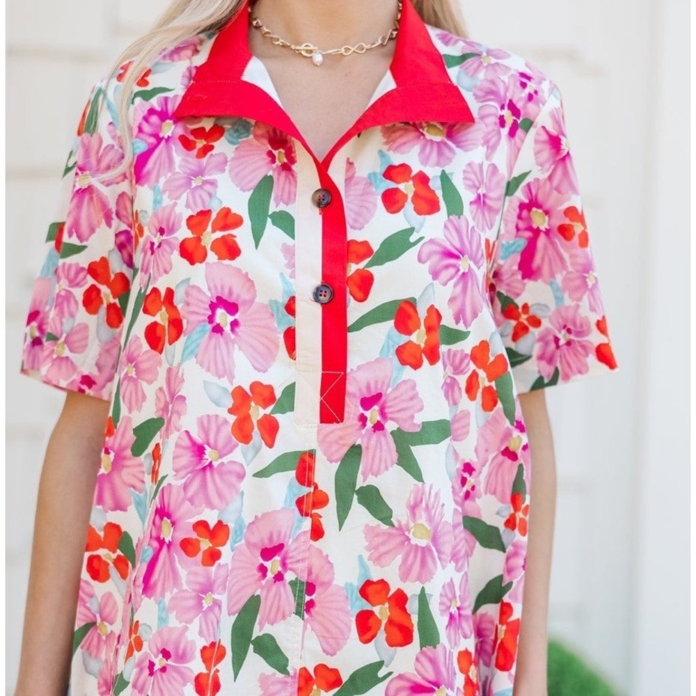 Entro Medium Floral Mini Dress Short Sleeve 1/4 Button Red Boho Flower Cute